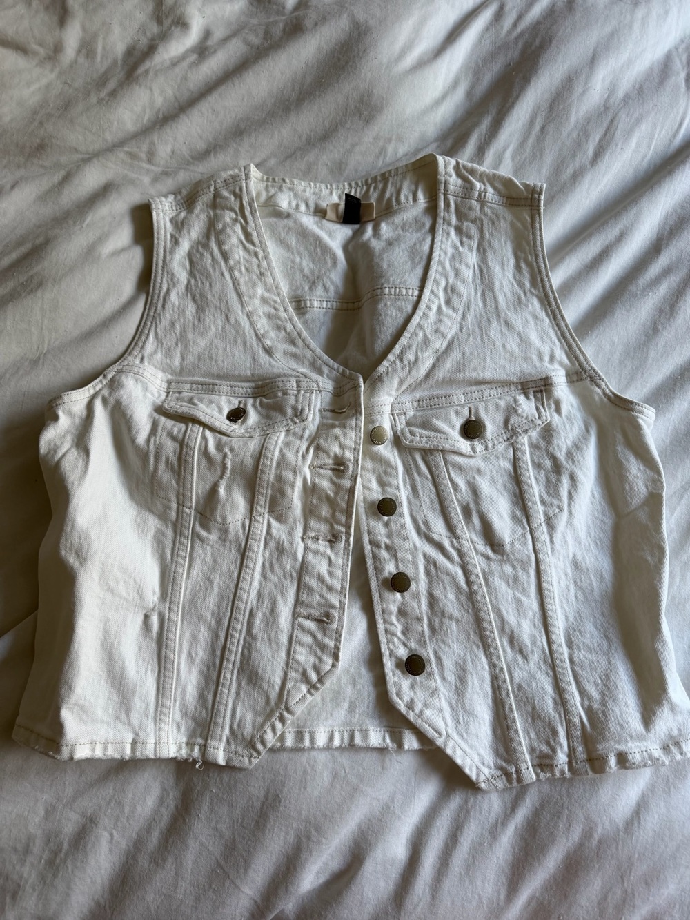 Universal Thread White Sleeveless Denim Vest